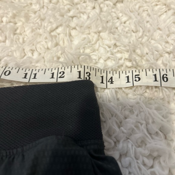 50%off w♥️ 
Men’s Lululemon Patterned Athletic Shorts with Built in Underwear 75 - Picture 9 of 13